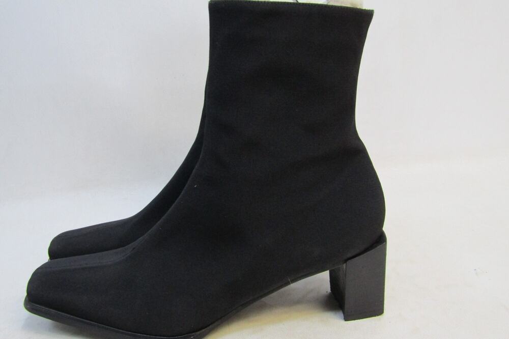 Stuart Weitzman Womens Size 8.5 AA Narrow Black Zip Fashion Ankle Boots Booties